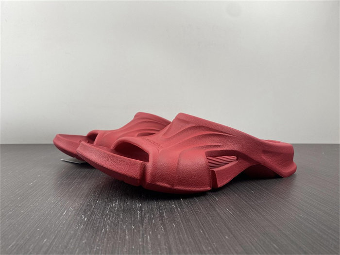 BLCG SLIPPERS