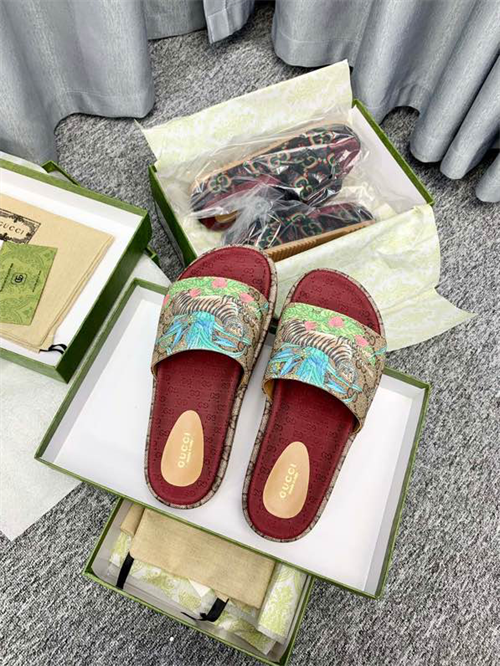 Gocci Slipper