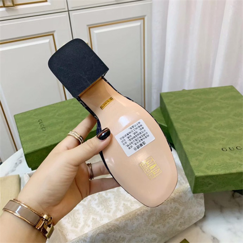 Gocci Slipper