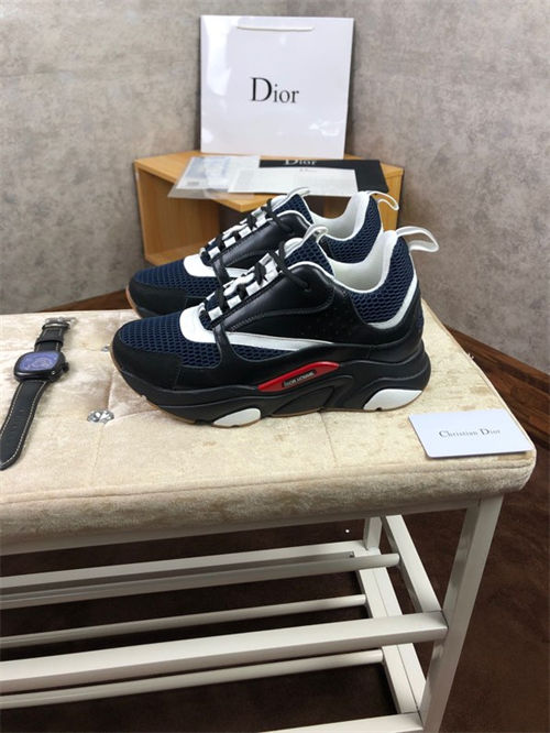 DR B22 SNEAKER