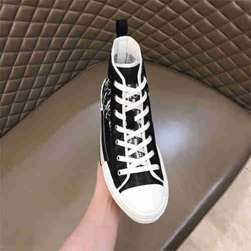 DR B23 SNEAKERS
