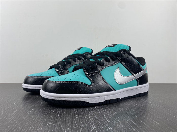 Nike SB Dunk Low D1am0nd S*pply Co. Aqua Blue 304292-402