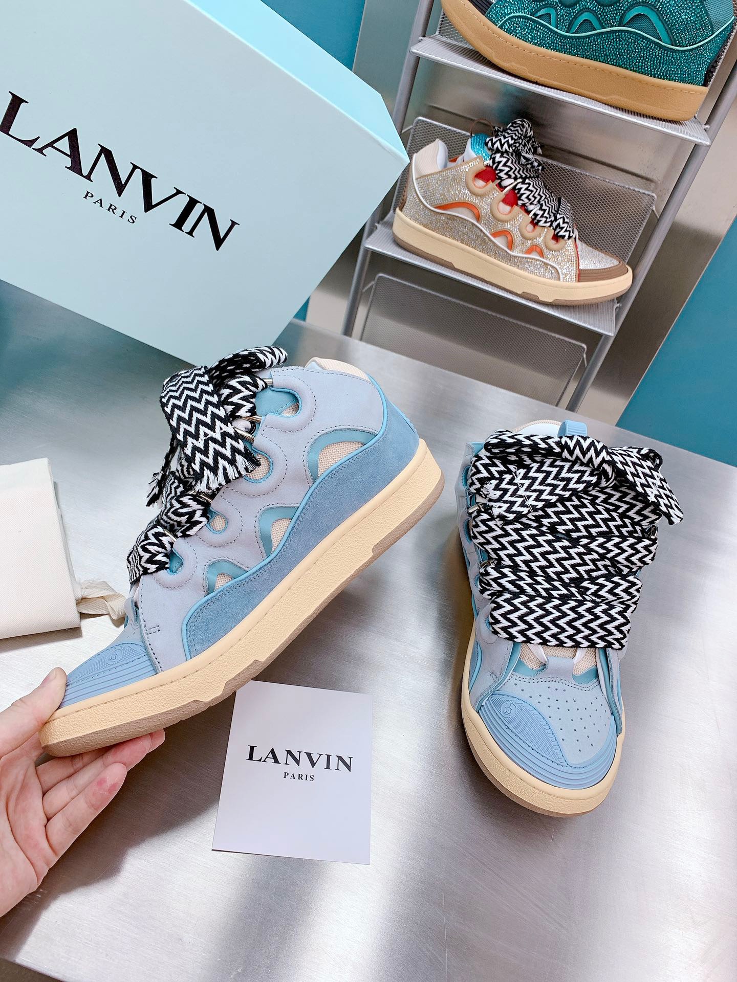 Lanvon Curb Sneaker 23