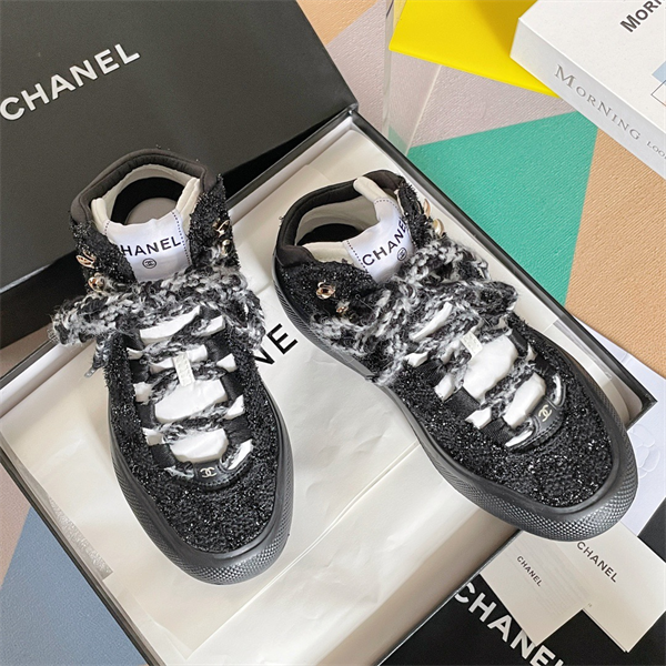 Ch**el 11