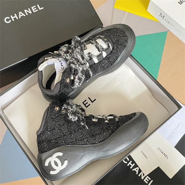 Ch**el 11