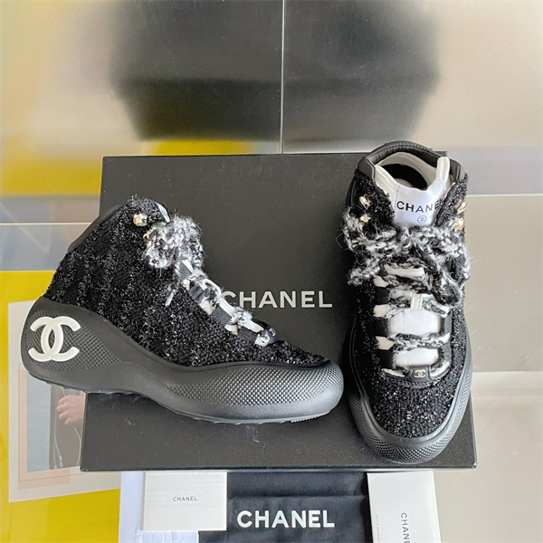 Ch**el 11