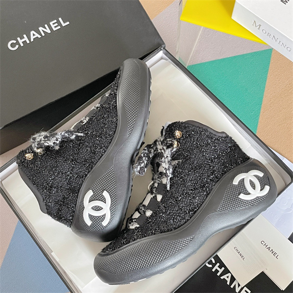 Ch**el 11