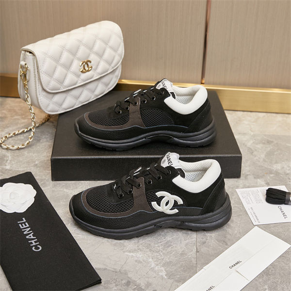 Chanal Sneakers
