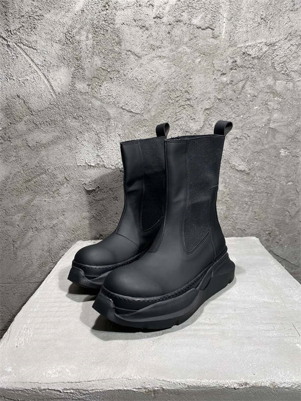 RI*K OWENS SNEAKERS