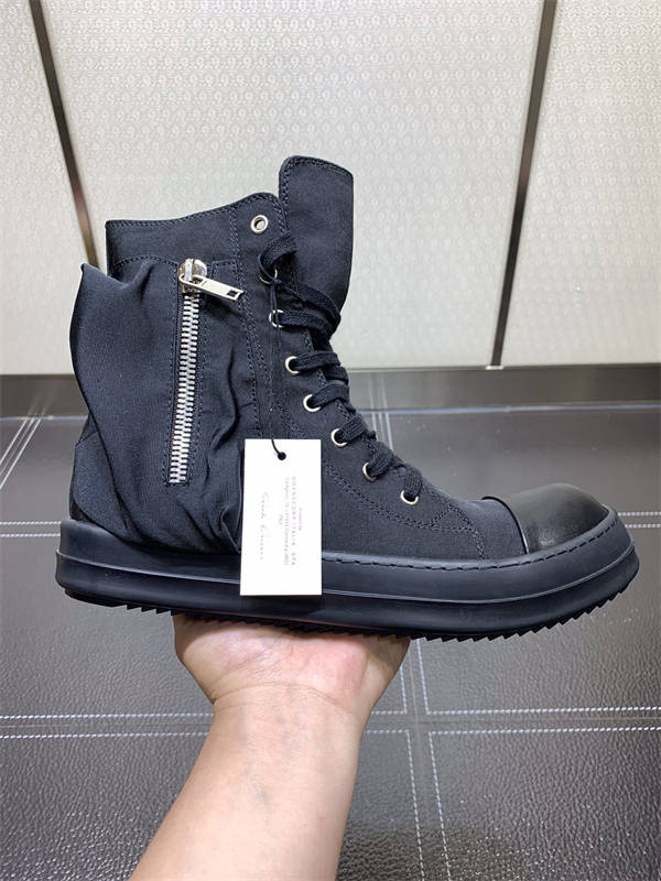 RI*K OWENS SNEAKERS