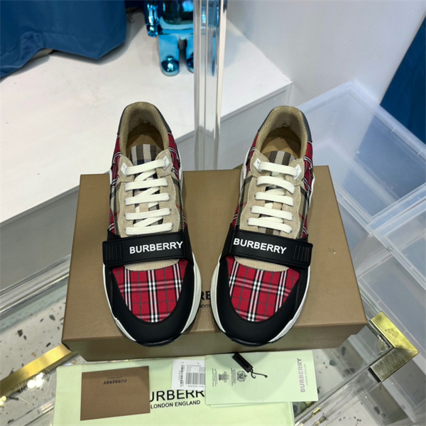 bvberry MJ004203