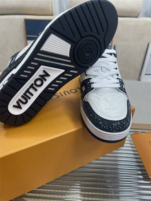 LV007