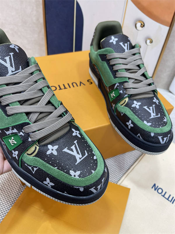 LV099