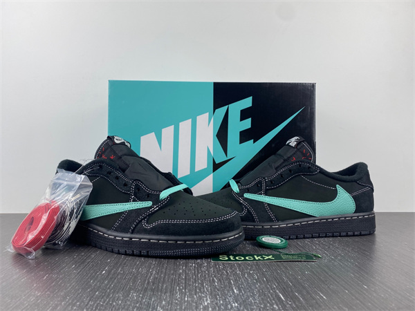 Travis Scott x Air Jordan 1 Low 122