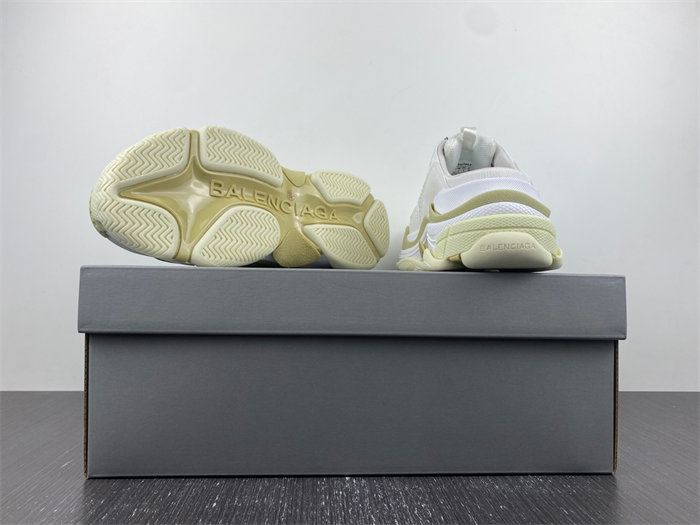 Ba1en*iaga TRIPLE S 755686 W3SM2 9097