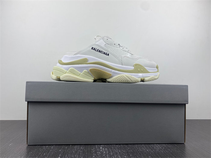 Ba1en*iaga TRIPLE S 755686 W3SM2 9097