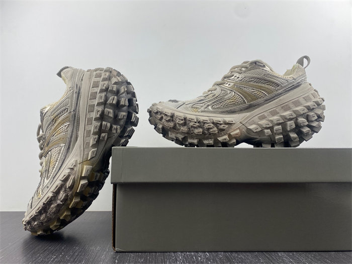 Ba1en*iaga Defender Beige 685611 W2RAF 9700