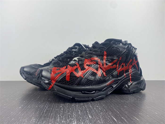 Ba1en*iaga Runner Black Red