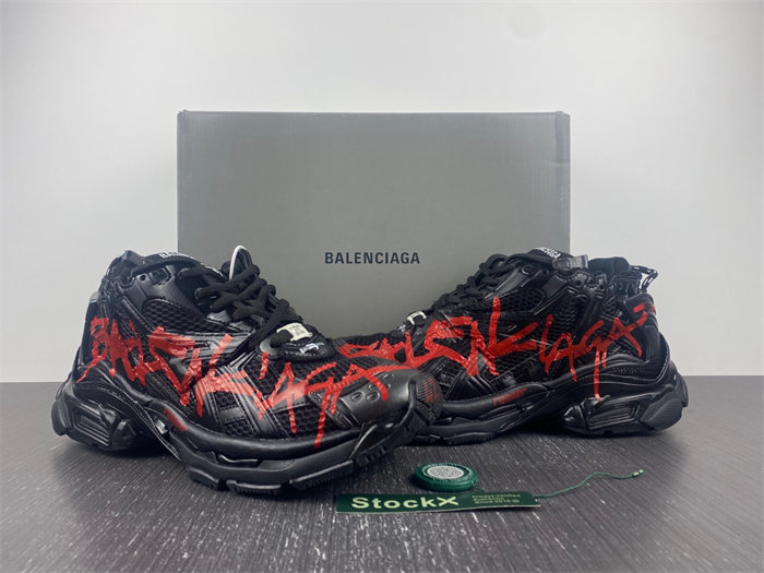 Ba1en*iaga Runner Black Red
