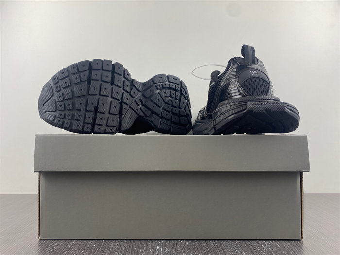 Ba1en*iaga -PHANTOM SNEAKER
