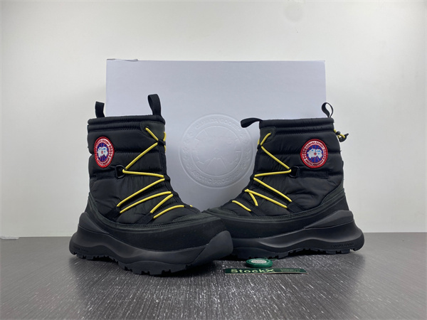 Toronto  Can*a G00se WOMENS TORONTO 7783W