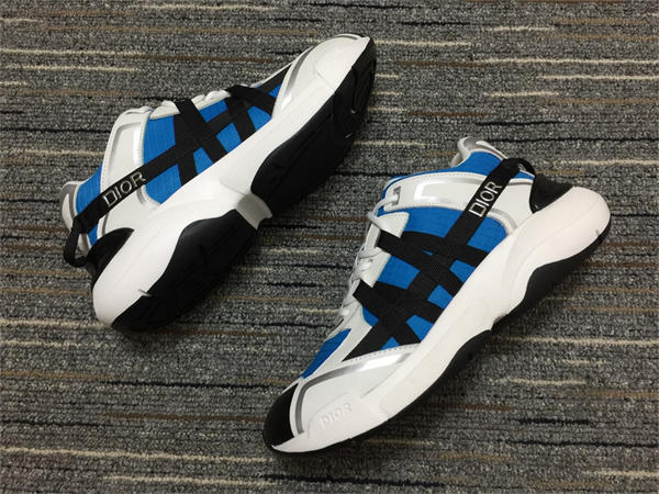 D10r Sneaker 001