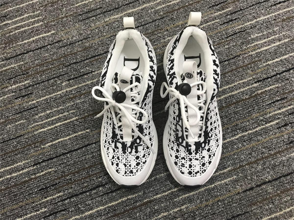 D10r Sneaker 003