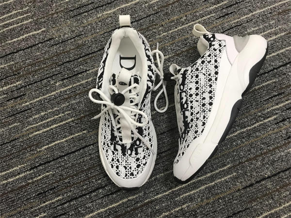 D10r Sneaker 003