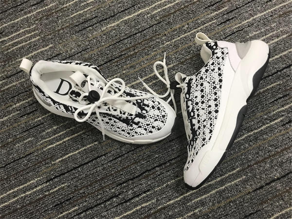 D10r Sneaker 003