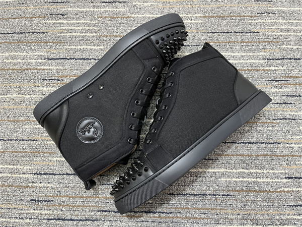Chr1st1an Louboutin