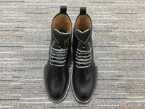 D10r Boot