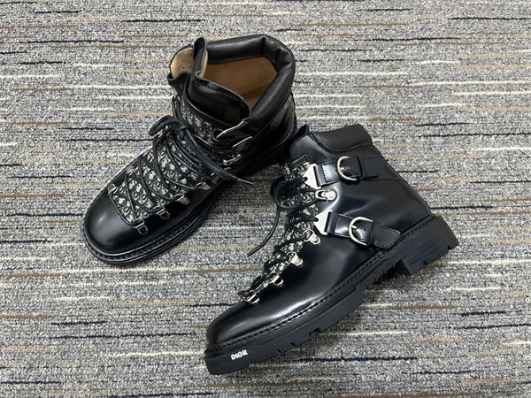 D10r Boot