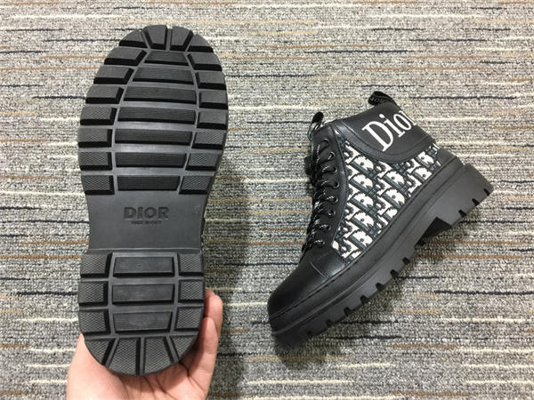 D10r Boot
