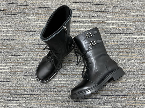 D10r Boot