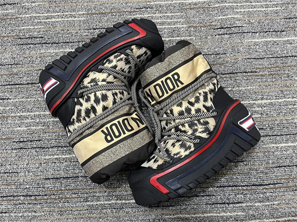D10r Boot