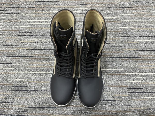 D10r Boot