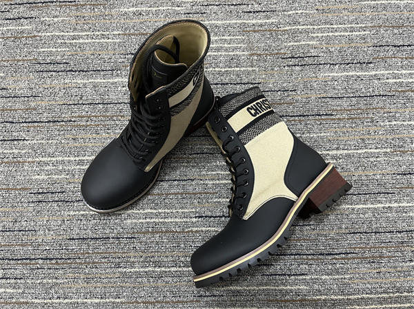 D10r Boot
