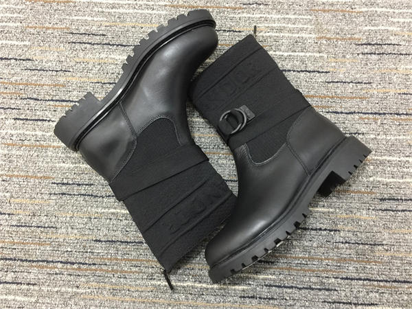 D10r Boot