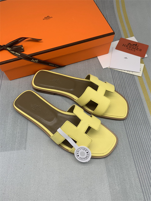 H Slipper