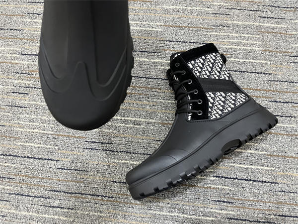 D10r Boot