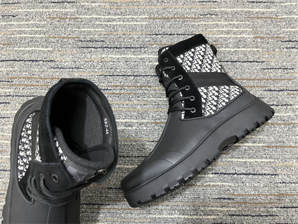 D10r Boot