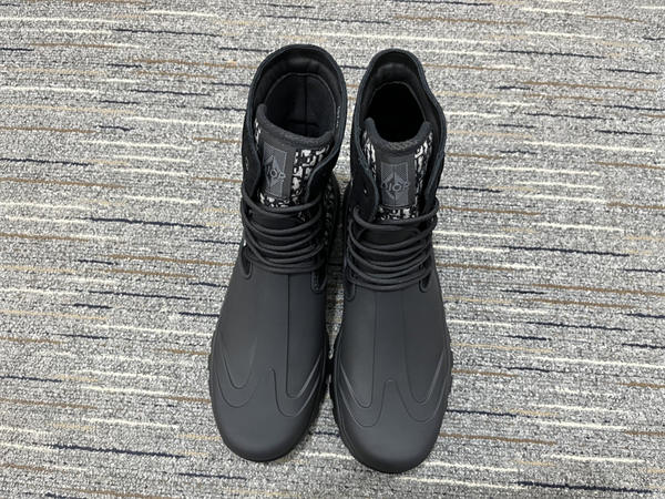 D10r Boot