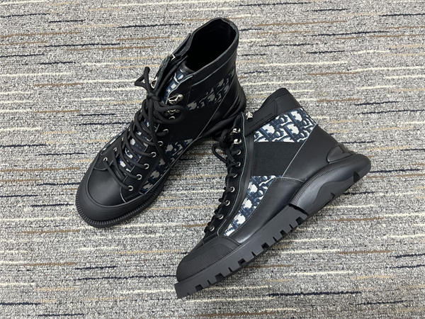 D10r Boot