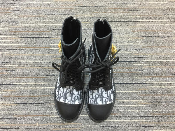 D10r Boot