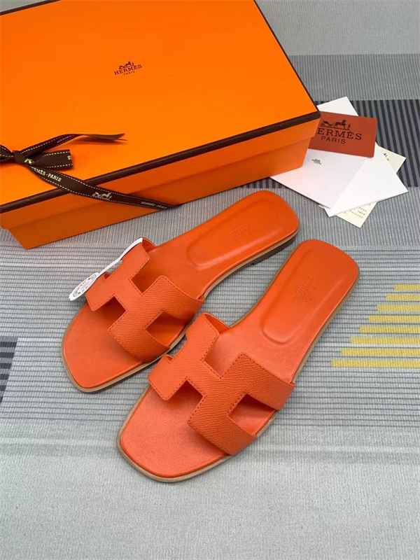 H Slipper