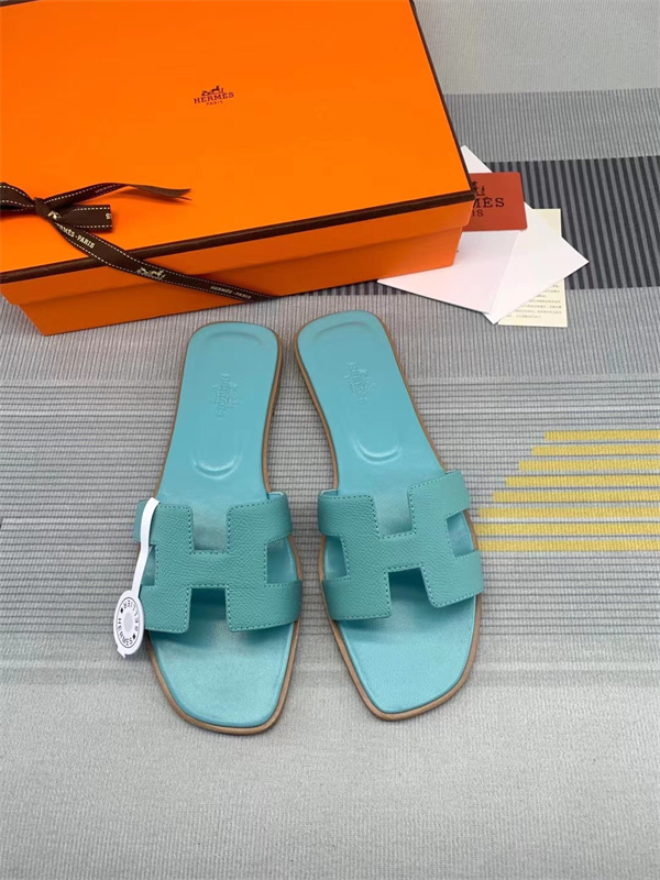 H Slipper