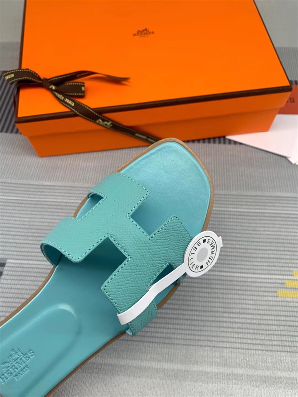 H Slipper