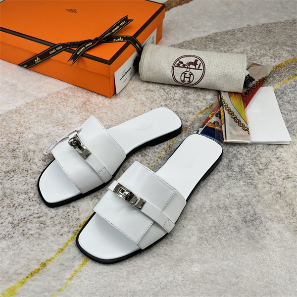 H Slipper