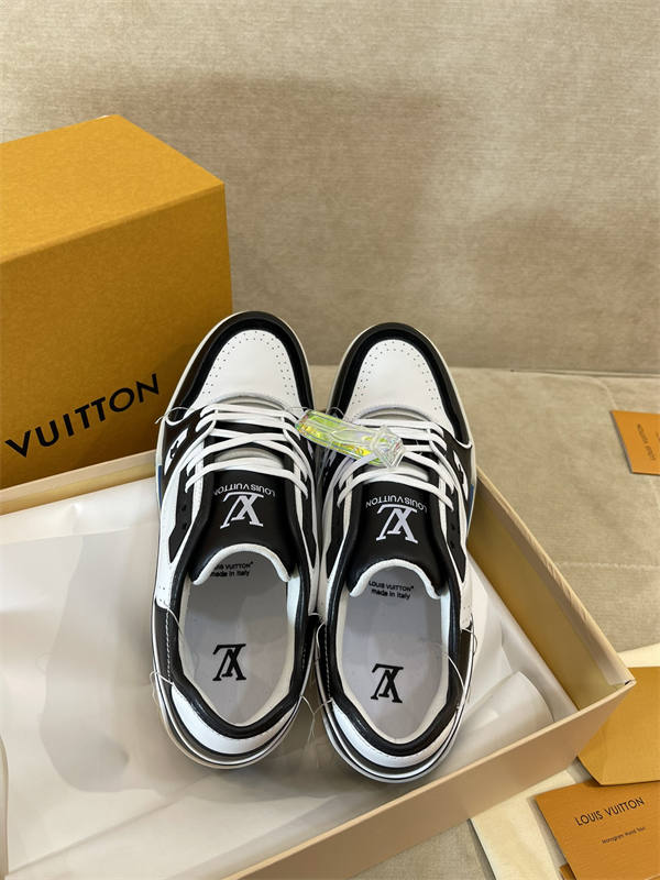 LV121