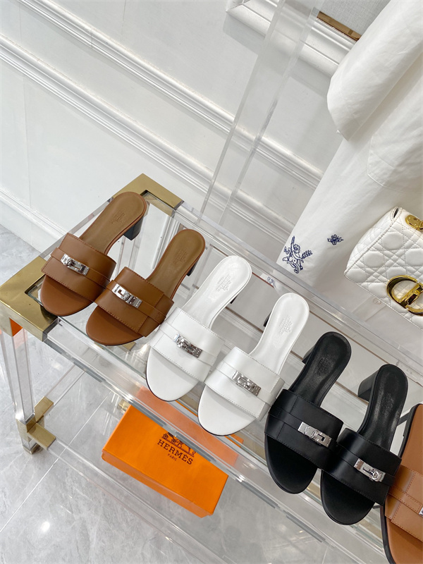 H Slipper
